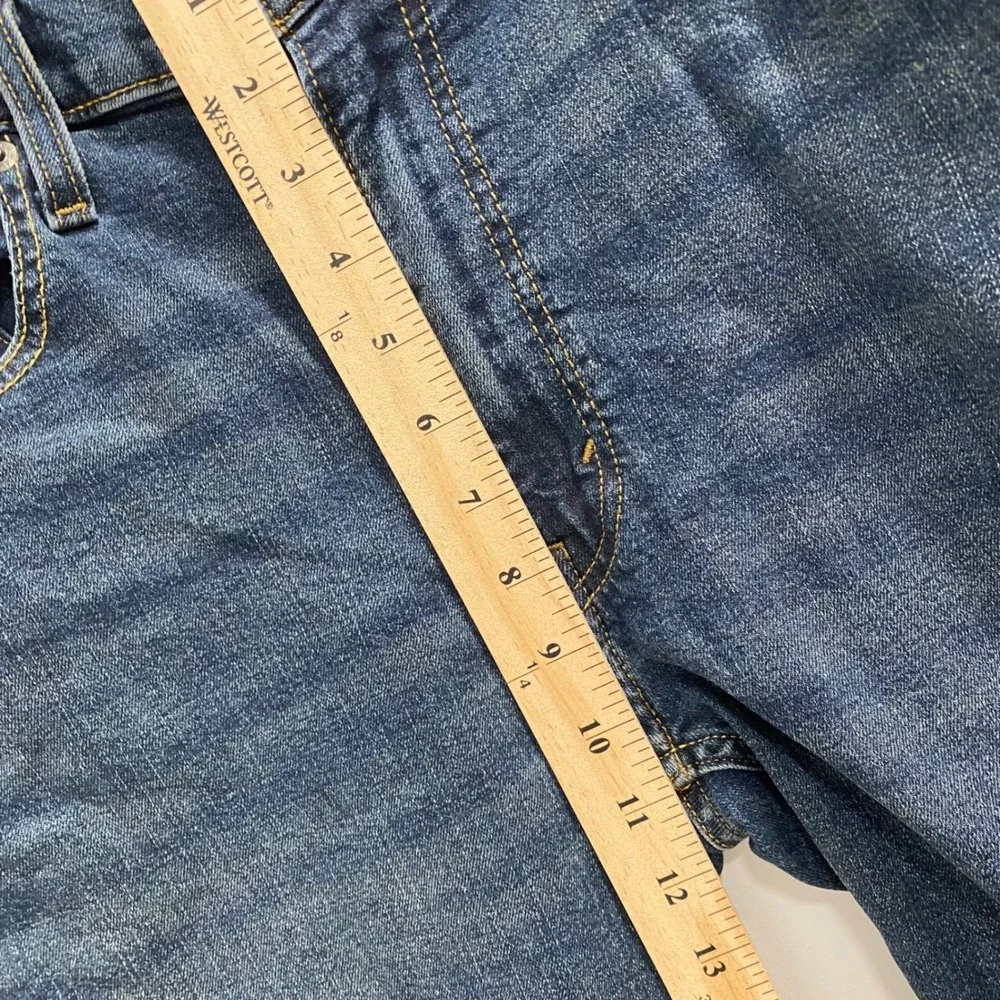 Signature by Levi Strauss Jeans Mens 36x32 Blue Straight Fit WaterLess Denim